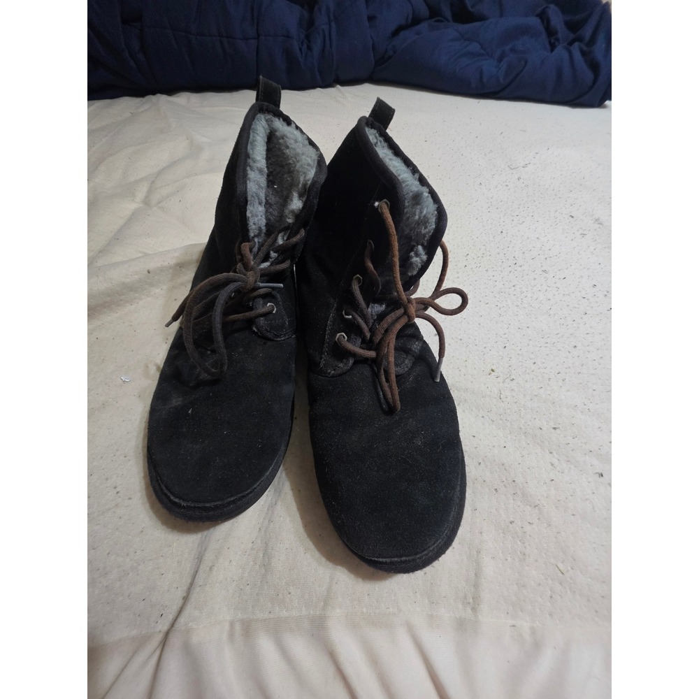 UGG Neumel Black Suede Lace Up Chukka Boots Mens 13 Sheepskin Lined 1016472